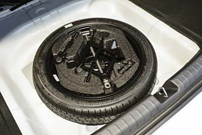 2026款 第4代 400万纪念款 1.5L 手动超越型-外观-图片-有驾