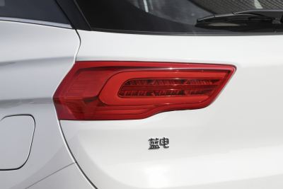 2023款 405km 豪华版-外观-图片-有驾