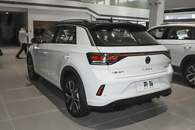 2025款 改款二 300TSI DSG两驱星光版-外观-图片-有驾