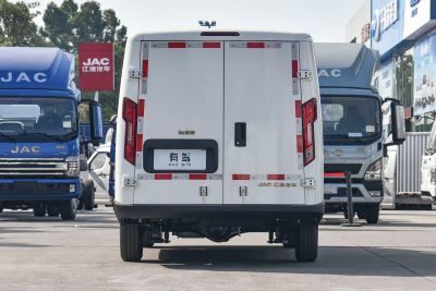 2024款 V8探索版 宁德时代-外观-图片-有驾