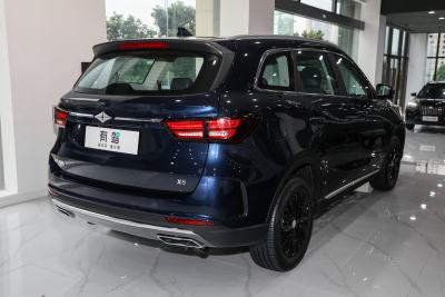 2021款 1.5T 自动精英型 7座-外观-图片-有驾