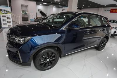 2021款 1.5T 自动精英型 7座-外观-图片-有驾