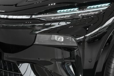 2026款 四激光后驱Ultra-外观-图片-有驾