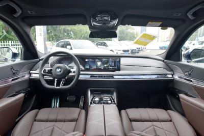 2023款 740Li 尊享型 M运动套装-内饰-图片-有驾