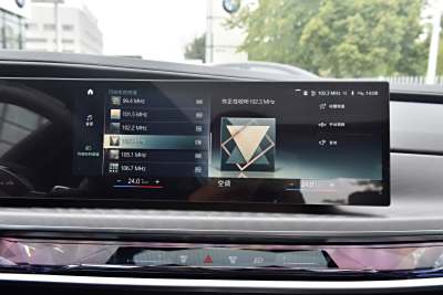 2023款 740Li 尊享型 M运动套装-内饰-图片-有驾