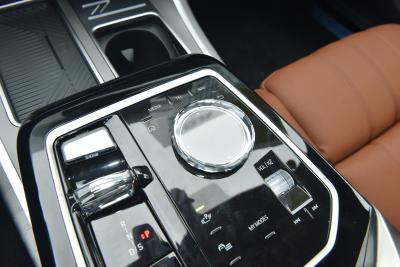2023款 740Li 尊享型 M运动套装-内饰-图片-有驾