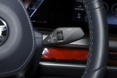 2023款 740Li 尊享型 M运动套装-内饰-图片-有驾