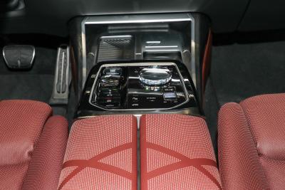 2023款 740Li 尊享型 M运动套装-内饰-图片-有驾