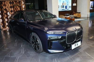 2023款 740Li 尊享型 M运动套装-外观-图片-有驾