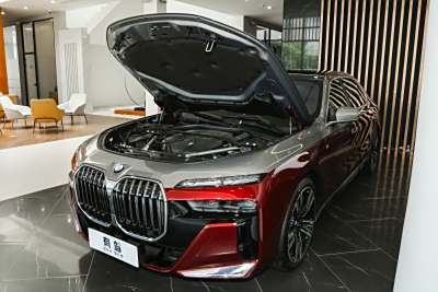 2023款 740Li 尊享型 M运动套装-外观-图片-有驾