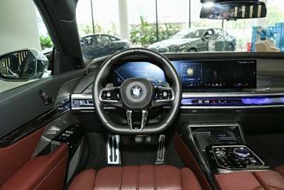 2023款 740Li 尊享型 M运动套装-内饰-图片-有驾