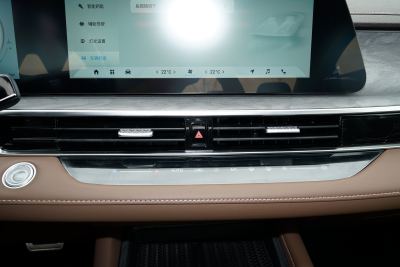 2025款 2.0T DCT劲-内饰-图片-有驾