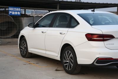 2024款 1.5L 自动满逸版-外观-图片-有驾