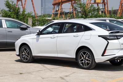 2025款 1.5L 自动尊贵型-外观-图片-有驾