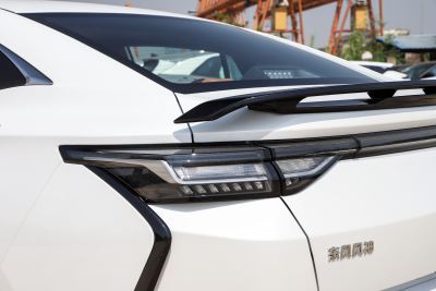2025款 1.5L 自动尊贵型-外观-图片-有驾