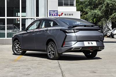 2025款 1.5L 自动尊贵型-外观-图片-有驾