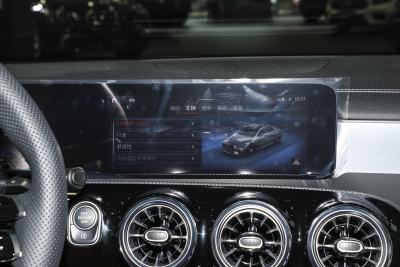 2025款 AMG CLA 35 4MATIC-内饰-图片-有驾