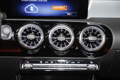 2025款 AMG CLA 35 4MATIC-内饰-图片-有驾