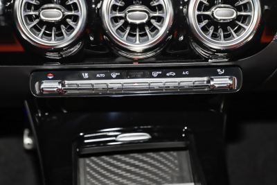 2025款 AMG CLA 35 4MATIC-内饰-图片-有驾