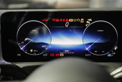 2025款 AMG CLA 35 4MATIC-内饰-图片-有驾