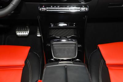 2025款 AMG CLA 35 4MATIC-内饰-图片-有驾