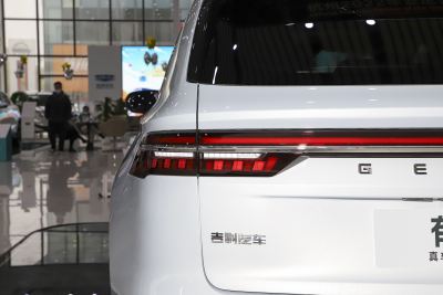 2022款 1.5T 雷神Hi·F油电混动版 Super迅-外观-图片-有驾 2022款 1.5T 雷神Hi·F油电混动版 Super迅-外观-图片-有驾