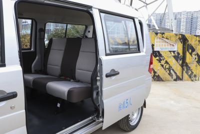 2022款 1.3L高功版精典型-内饰-图片-有驾