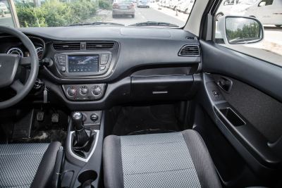 2021款 1.5L欧诺S智享版双蒸空调客车JL473QG-内饰-图片-有驾