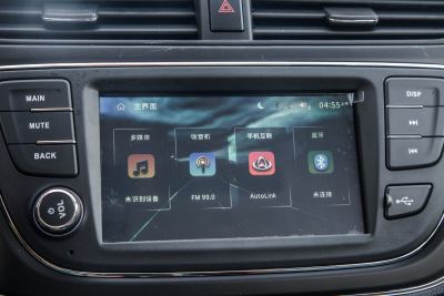 2021款 1.5L欧诺S智享版双蒸空调客车JL473QG-内饰-图片-有驾