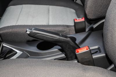 2021款 1.5L欧诺S智享版双蒸空调客车JL473QG-内饰-图片-有驾