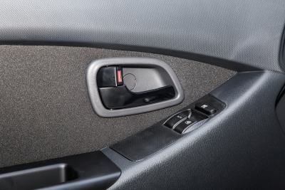 2021款 1.5L欧诺S智享版双蒸空调客车JL473QG-内饰-图片-有驾