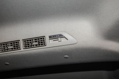 2021款 1.5L欧诺S智享版双蒸空调客车JL473QG-内饰-图片-有驾