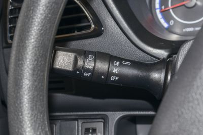 2021款 1.5L欧诺S智享版双蒸空调客车JL473QG-内饰-图片-有驾