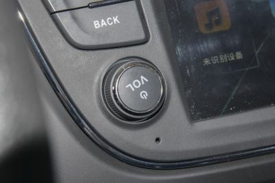 2021款 1.5L欧诺S智享版双蒸空调客车JL473QG-内饰-图片-有驾