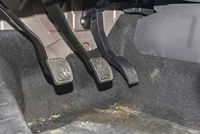 2021款 1.5L欧诺S智享版双蒸空调客车JL473QG-内饰-图片-有驾