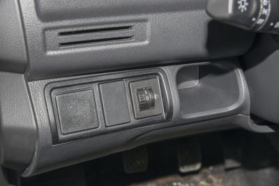 2021款 1.5L欧诺S智享版双蒸空调客车JL473QG-内饰-图片-有驾