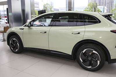 2025款 700 智选版-外观-图片-有驾