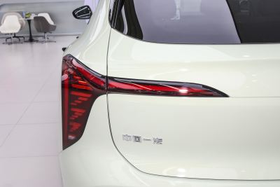 2025款 700 智选版-外观-图片-有驾