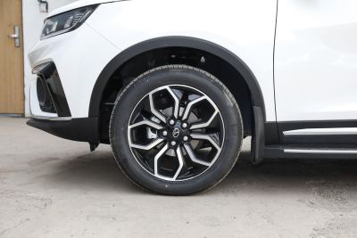 2021款 1.5T CVT尊贵型-外观-图片-有驾