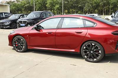2025款 M235L-外观-图片-有驾