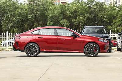 2025款 M235L-外观-图片-有驾