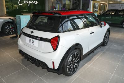 2025款 JOHN COOPER WORKS-外观-图片-有驾
