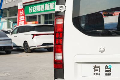 2025款 速运舱 宁德时代53kwh 长轴高顶精英型 6座-外观-图片-有驾