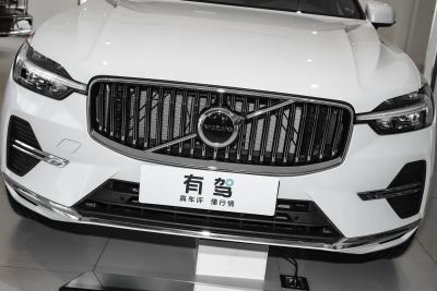 2025款 B5 四驱智逸豪华版-外观-图片-有驾