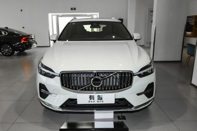 2025款 B5 四驱智逸豪华版-外观-图片-有驾