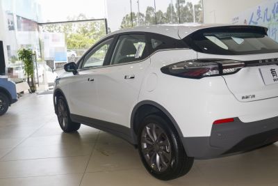 2022款 400KM 出行版-外观-图片-有驾