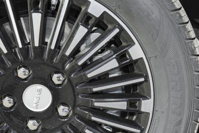 2026款 2.0L 自动长轴豪华型 7座-外观-图片-有驾