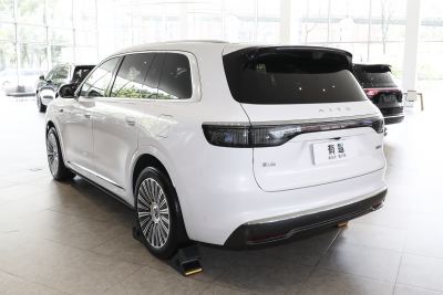 2025款 增程 Ultra版 53.4kWh 6座版-外观-图片-有驾