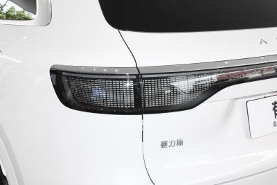 2025款 增程 Ultra版 53.4kWh 6座版-外观-图片-有驾