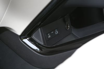 2025款 EV 605km 旗舰型-内饰-图片-有驾